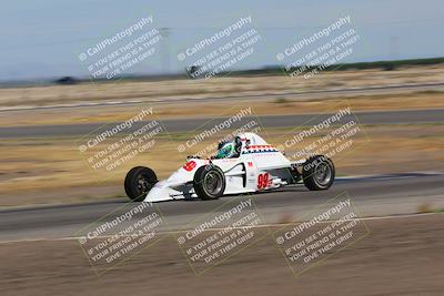 media/Jun-04-2022-CalClub SCCA (Sat) [[1984f7cb40]]/Group 3/Qualifying (Sweeper)/